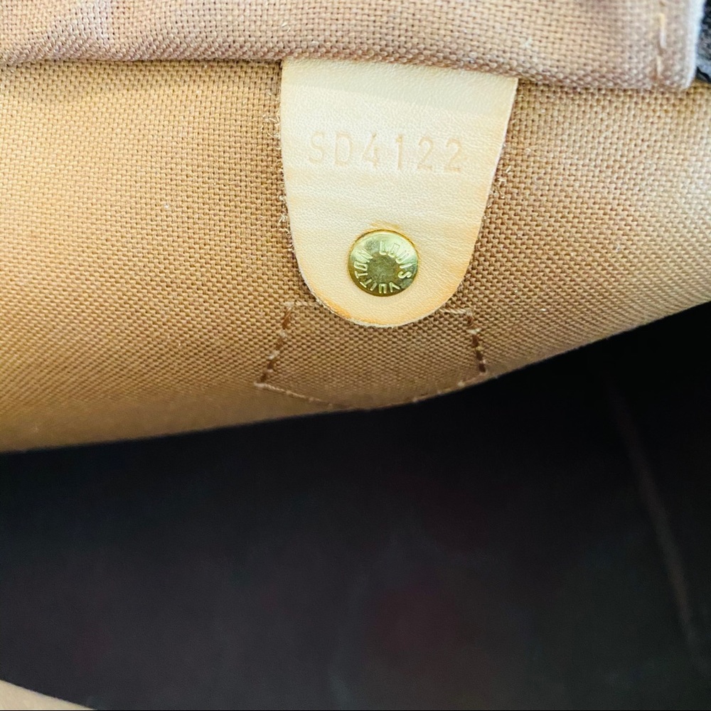 Louis Vuitton Speedy 30 - Picture 14 of 16